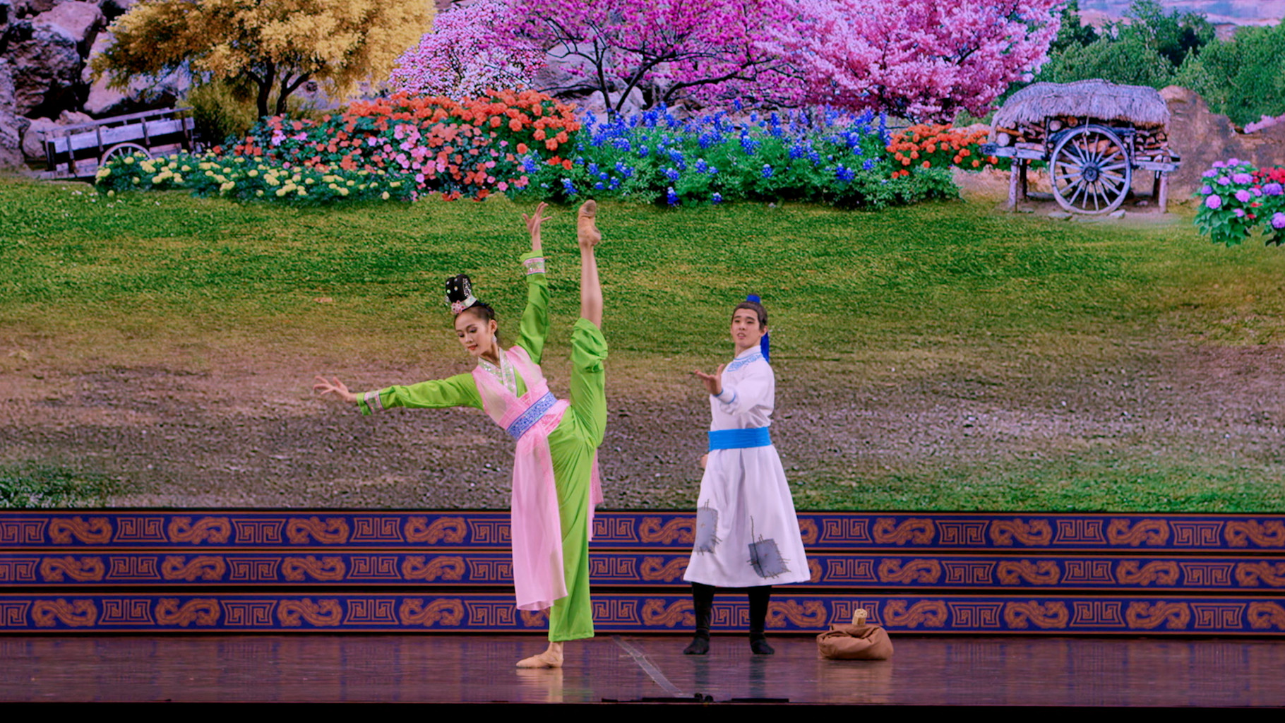 Shen Yun Principal Angelia Wang on the Virtues That Make a Dancer - Vimarsana News