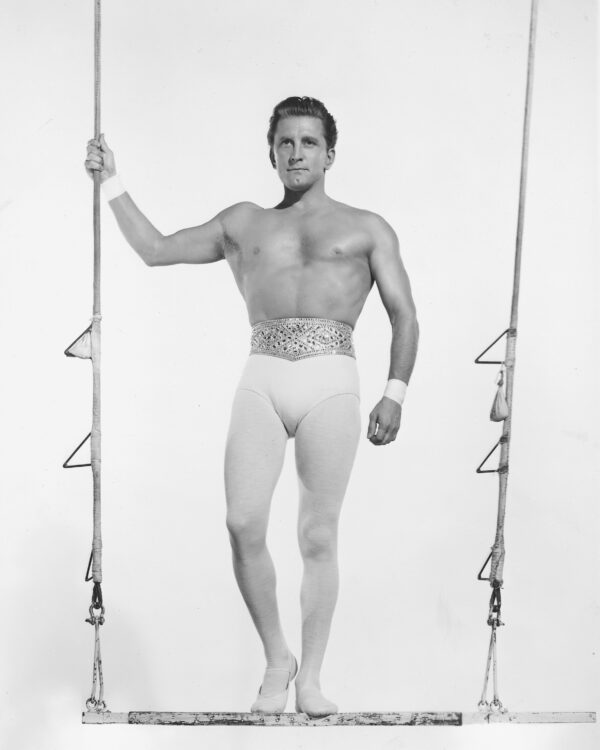 Kirk Douglas in the-story-of-three-loves_