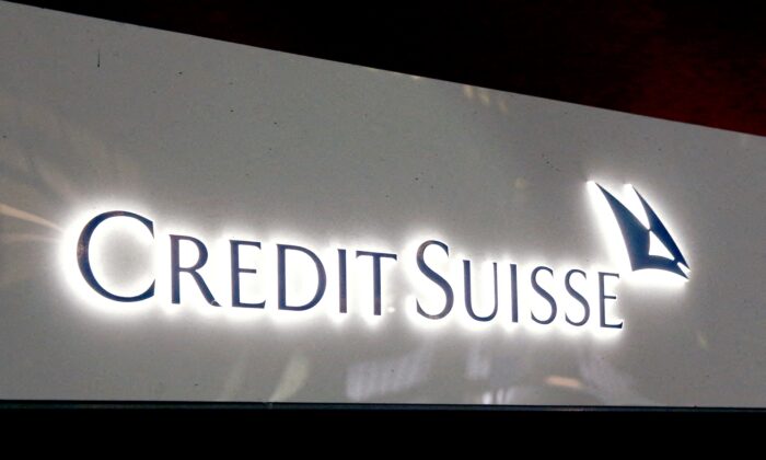 The logo of Swiss bank Credit Suisse is seen at a branch office in Zurich, on Nov. 03, 2021. (Arnd WIegmann/Reuters)