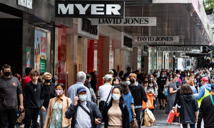 People walk along Bourke Street Mall in Melbourne, Australia, on Dec. 26, 2021. (Diego Fedele/Getty Images)