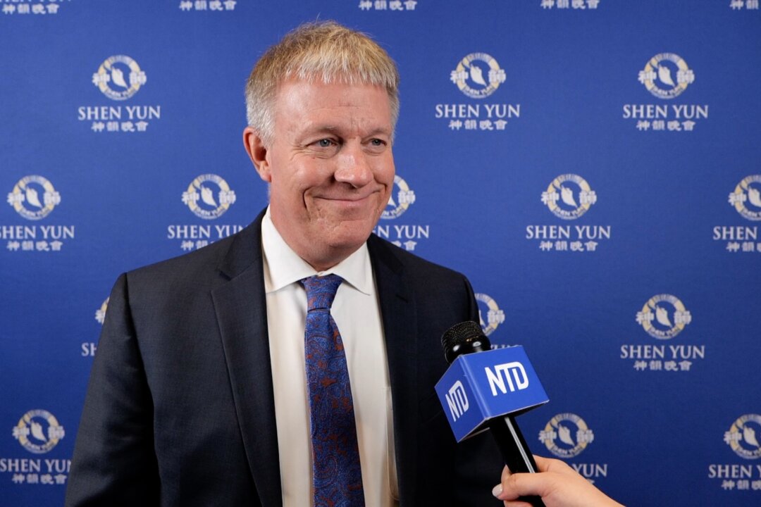 Oklahoma County Commissioner Kevin Calvey at Shen Yun Performing Arts in Oklahoma City, on Feb.12, 2022. (NTD)