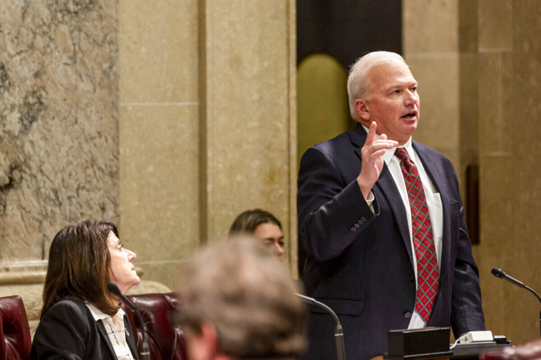 GOP Lawmaker Seeks to Hold DOJ Accountable for Its Efforts Countering Chinese Espionage