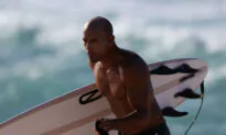 Kelly Slater Confirms He’ll Be Surfing All Championship Tour Events in 2022