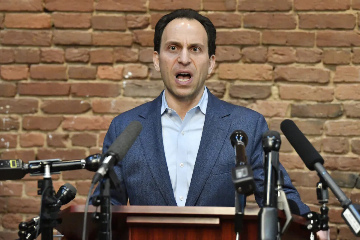 Louisville Democratic mayoral candidate Craig Greenburg speaks to the media during a press conference in Louisville, Ky., on Feb. 14, 2022.  (Timothy D. Easley/AP Photo)