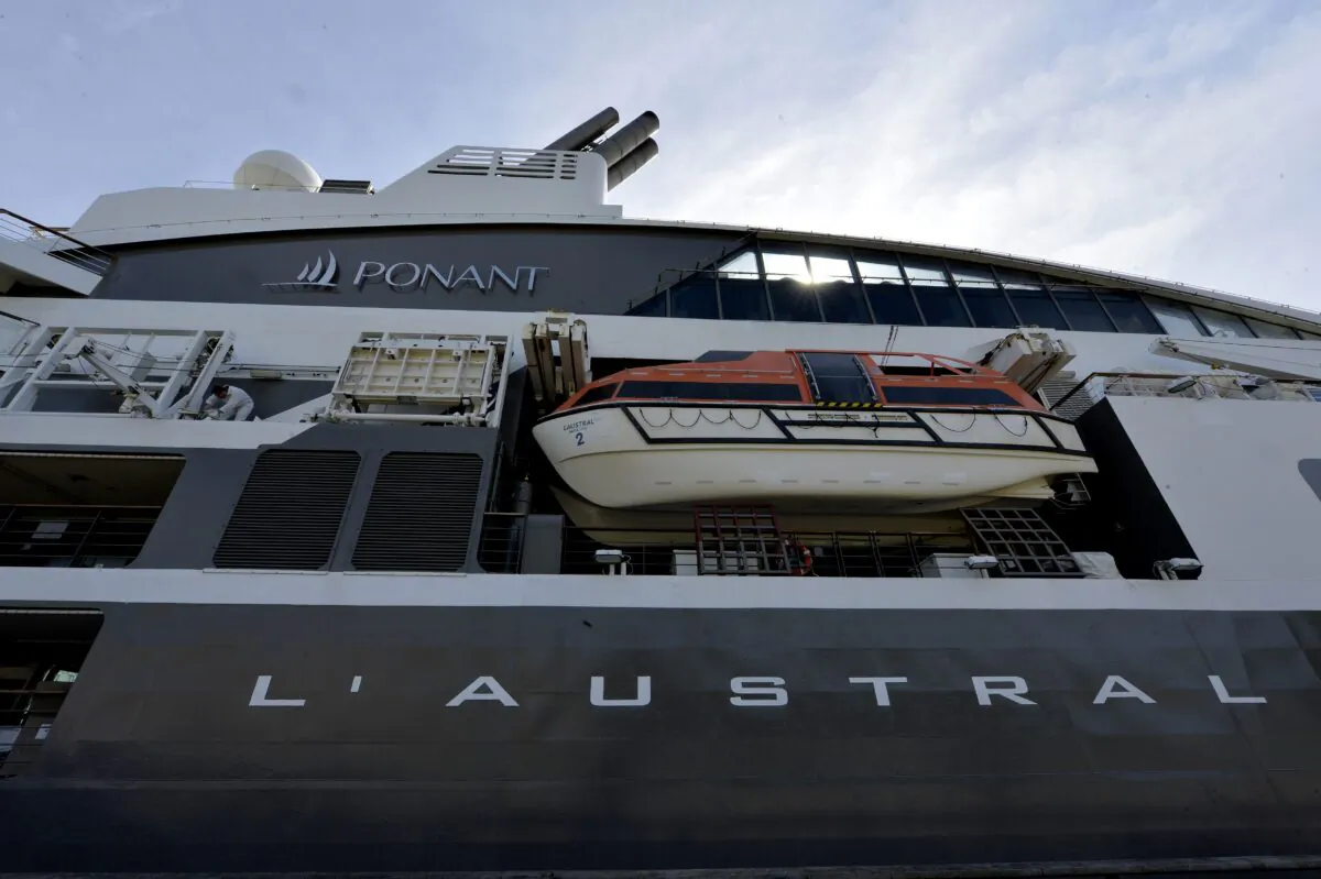 The Ponant French company cruise liner "L'Austral" during an inaugural stopover in Bordeaux on April 25, 2016.
This ship, 142 metres long is served by 136 crew members and can host 264 passengers. (GEORGES GOBET/AFP via Getty Images)