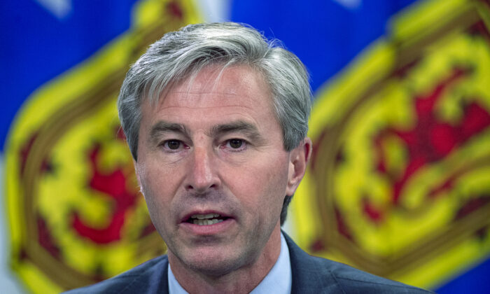 Nova Scotia Premier Tim Houston fields a question at a COVID-19 briefing in Halifax on Sept. 29, 2021. (Andrew Vaughan/The Canadian Press)
