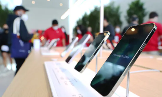 Why This Apple Analyst Predicts Another ‘Record Year’ From Cupertino