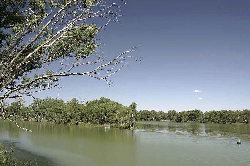 A view of the Murray - Darling Junction in Wentworth, South Australia on February 21, 2007. (Photo by Robert Cianflone/Getty Images)