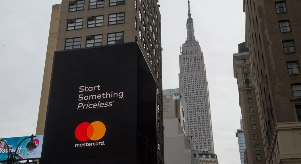 A MasterCard advertisement near the Empire State Building in New York, on Jan. 8, 2018. (Bryan R. Smith/AFP via Getty Images)