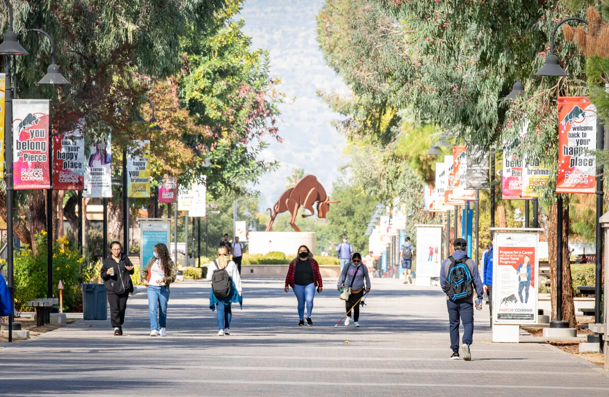 Pierce College in Los Angeles on Nov. 16, 2021. (John Fredricks/The Epoch Times)
