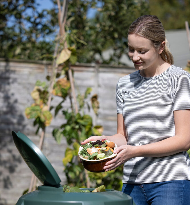 Composting is an easy way to improve the quality of your soil and reduce the waste you send to the dump. (Shutterstock)