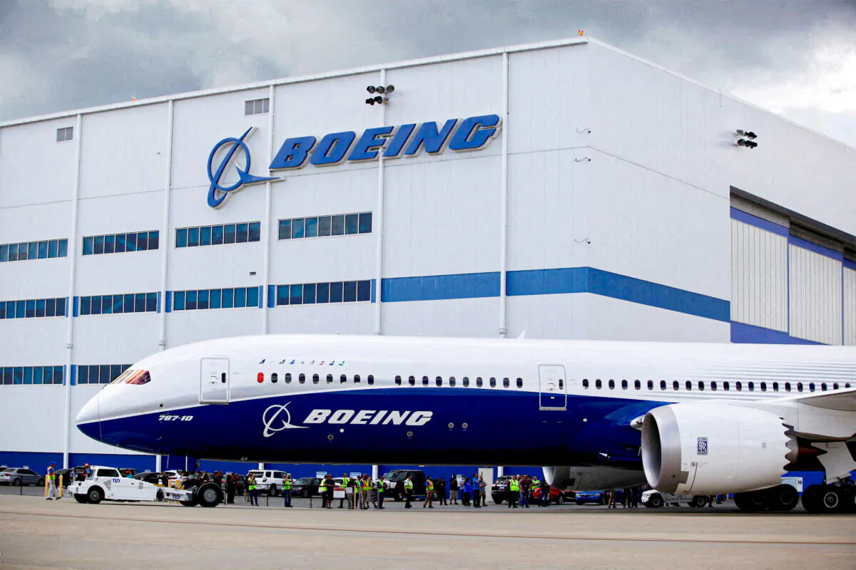A Boeing 787-10 Dreamliner taxis past the Final Assembly Building at Boeing South Carolina in North Charleston, South Carolina, on March 31, 2017. (Randall Hill/Reuters)