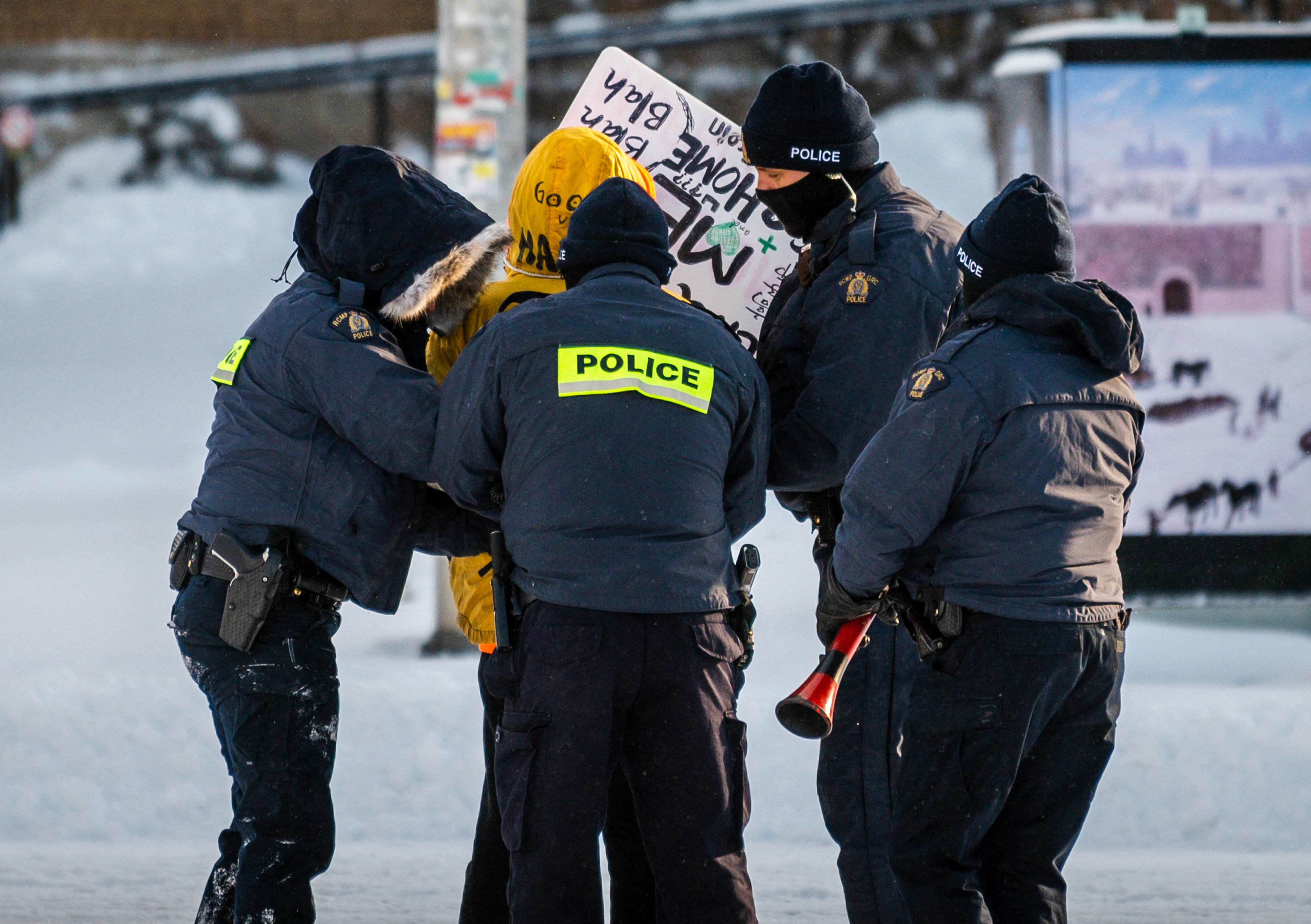 House of Commons Cancels Sitting as Police Prepare Action Against Protesters in Ottawa - Vimarsana News