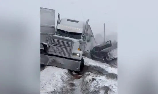 I-39 in Central Illinois Reopens After Pileup in Snowstorm