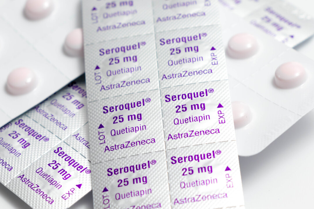 In youths, antipsychotic medication has been associated with risk of weight gain (By LMWH/Shutterstock)