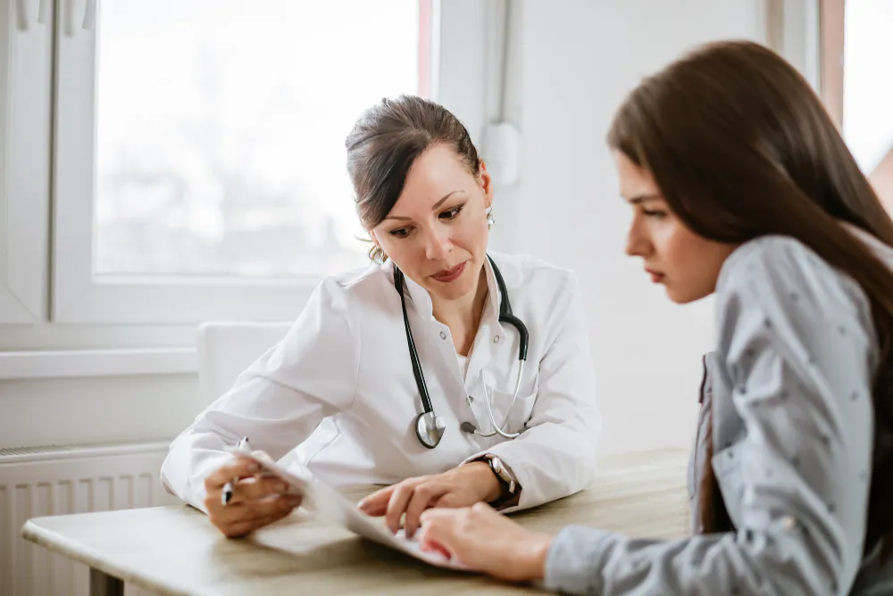 Doctor and patient. (Shutterstock)