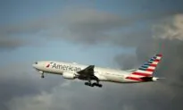 American Airlines’ Boeing 777 Flight Lands Safely After Possible ‘Mechanical Issue’