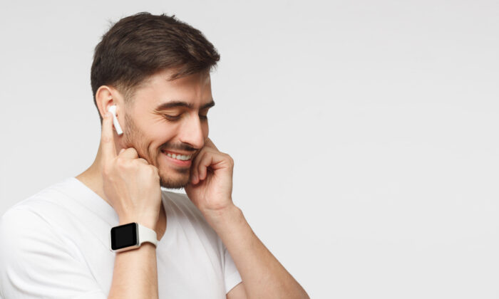 Wireless headphones might not be as safe as we think.  (Shutterstock)