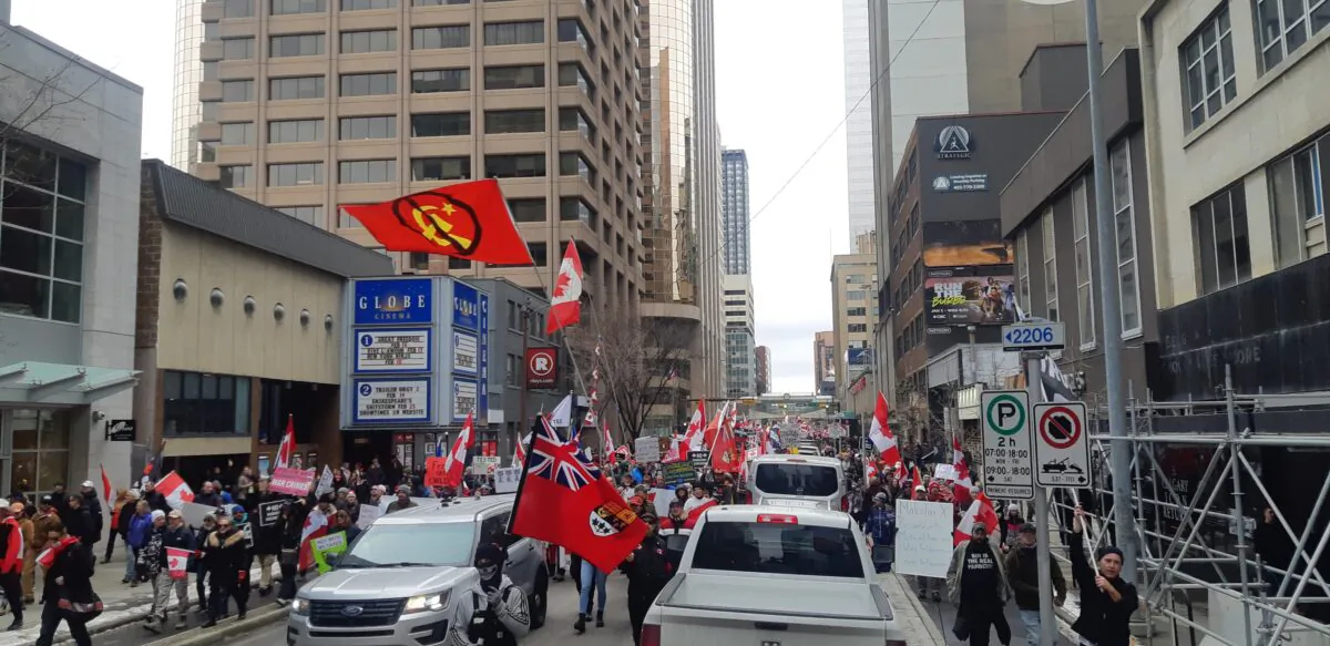 Protesters in Calgary demonstrate against COVID-19 mandates on Feb. 19, 2022. (Cory Morgan)