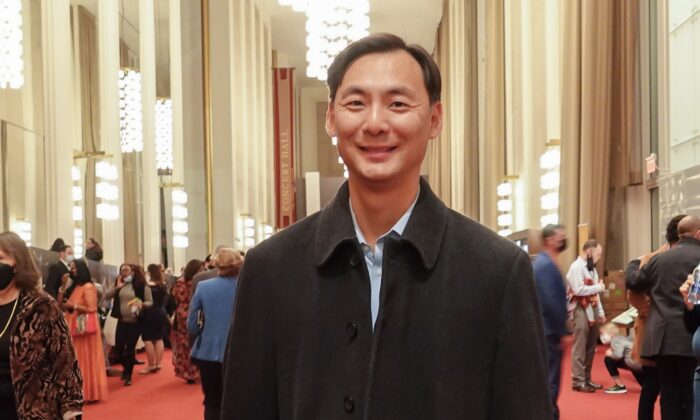 Shen Yun Presents ‘Uncensored’ Chinese Culture, Says Former Ambassador Morse Tan