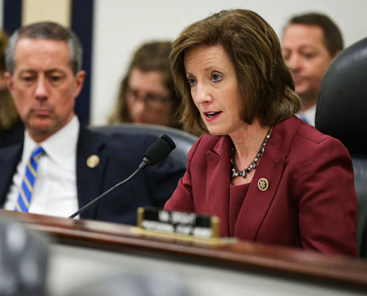 The House Armed Services Committee's Oversight and Investigations Subcommittee Chairwoman Vicky Hartzler (R-Mo.) (R) delivers remarks during a hearing in the Rayburn House Office Building on Capitol Hill in Washington, DC on February 12, 2015. (Chip Somodevilla/Getty Images)