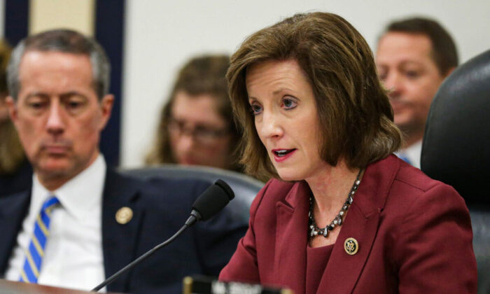 The House Armed Services Committee's Oversight and Investigations Subcommittee Chairwoman Vicky Hartzler (R-Mo.) (R) delivers remarks during a hearing in the Rayburn House Office Building on Capitol Hill in Washington, DC on February 12, 2015. (Chip Somodevilla/Getty Images)