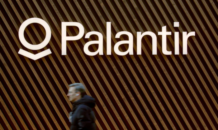 The logo of U.S. software company Palantir Technologies in Davos, Switzerland, on Jan. 22, 2020. (Arnd Wiegmann/Reuters)
