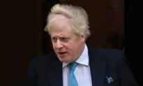 UK Offers Extra Military Support for Ukraine, Says Ready to Escalate Russia Sanctions