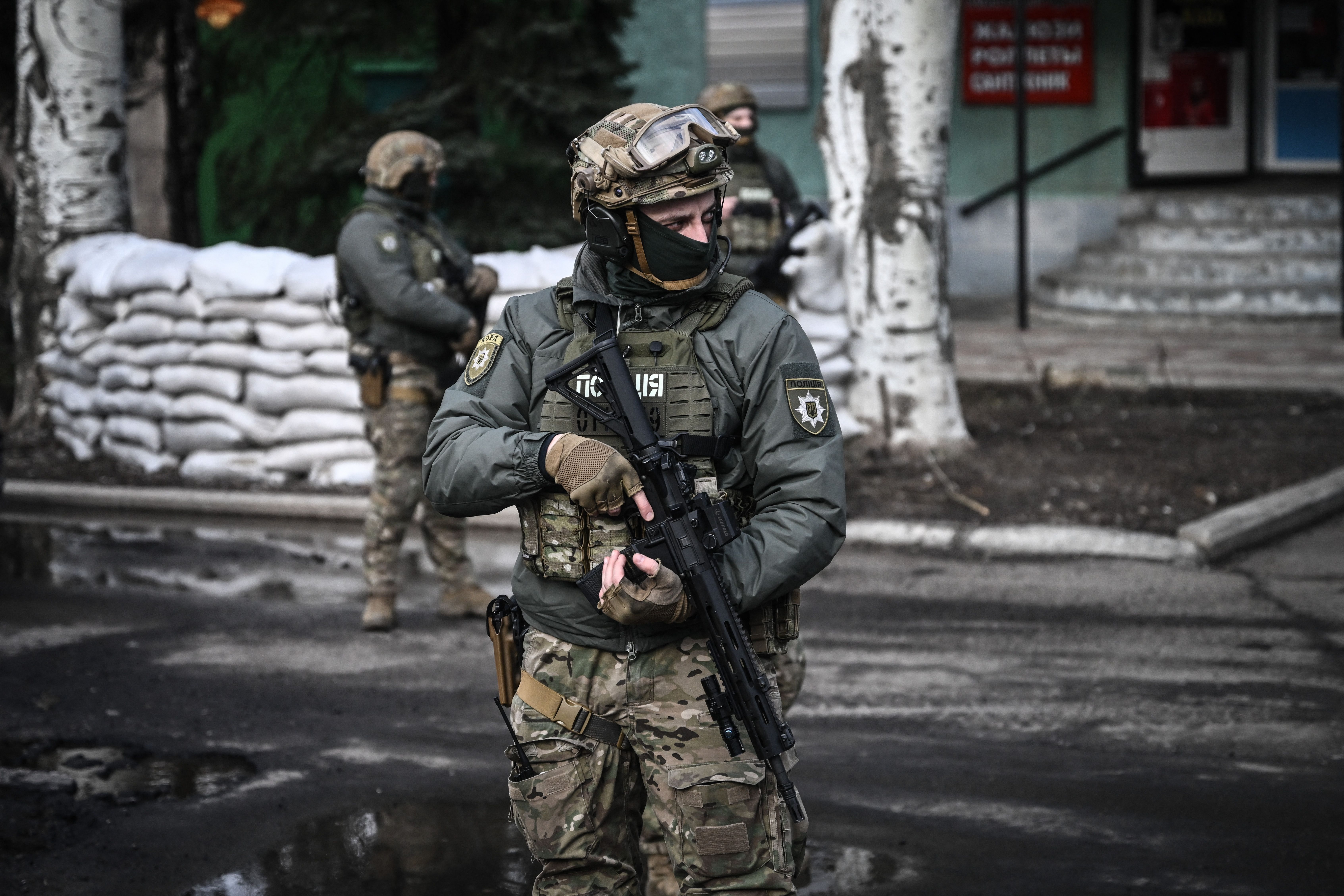 Ukrainian troops