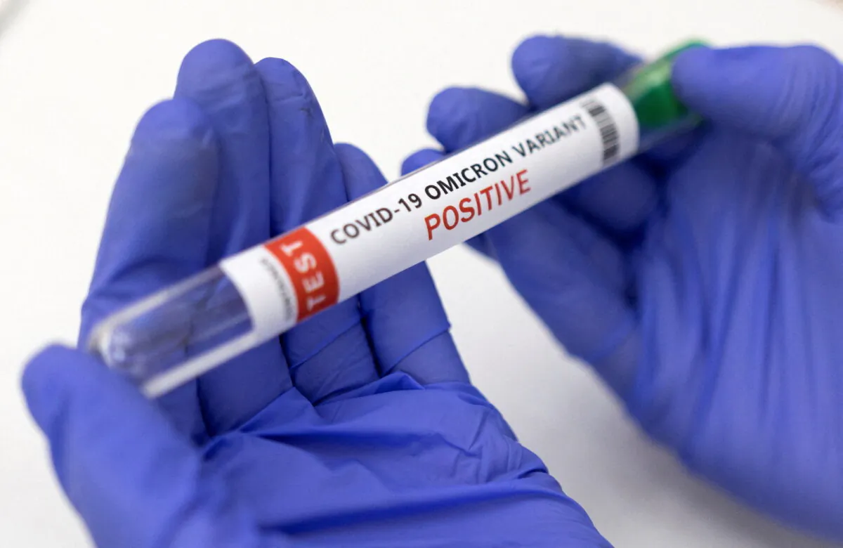 A test tube labelled "COVID-19 Omicron variant test positive" is seen in this illustration photo taken on Jan. 15, 2022. (Dado Ruvic/Illustration/Reuters)