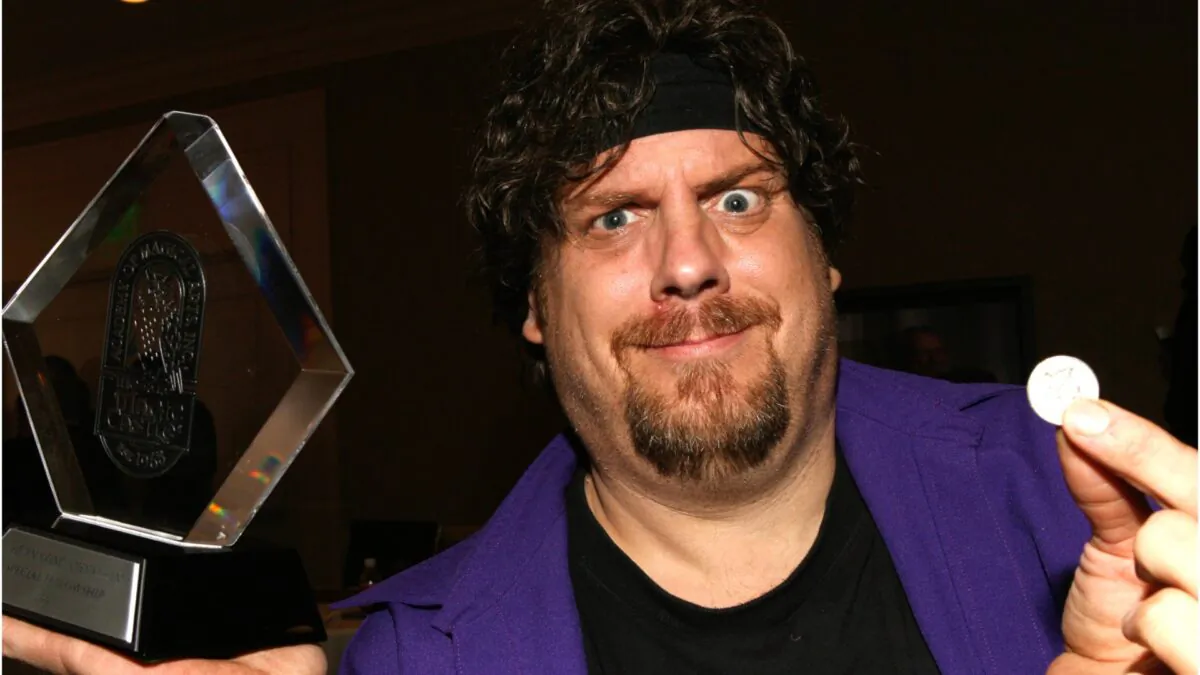 Magician The Amazing Johnathan poses at the 40th Annual Academy Of Magical Arts Awards held at the Beverly Hilton Hotel in Beverly Hills, Calif., on April 5, 2008. (Frazer Harrison/Getty Images)