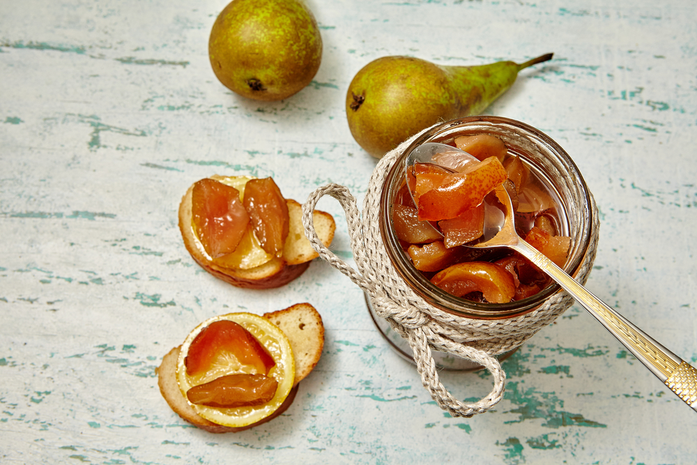 Enjoy this easy pear and orange compote with breakfast, lunch, dinner, and dessert. (SVshot/Shutterstock)