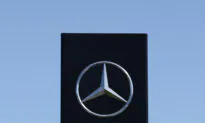 Electric and Luxury Models Boost Mercedes-Benz Earnings