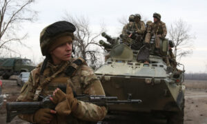 The Temptation of America to Isolate From Ukraine—and Taiwan?