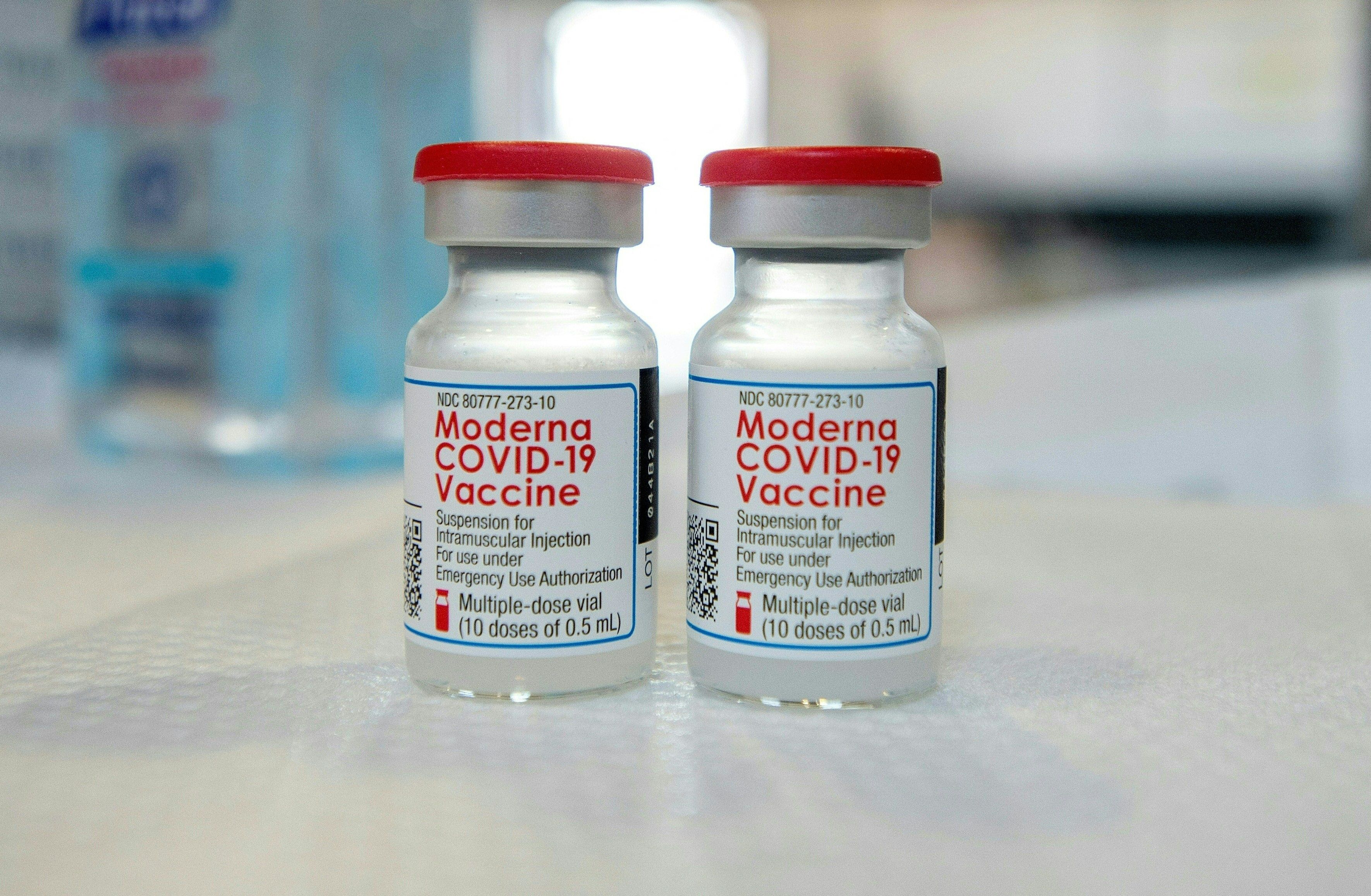 Vaccinated People More Likely to Contract COVID-19, Go to Hospital in Recent Weeks: CDC Data - Vimarsana News
