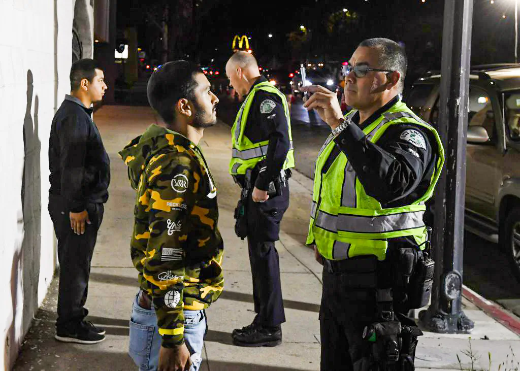 Drivers undergo field sobriety tests at a Los Angeles Police Department DUI checkpoint in Reseda, Calif., on April 13, 2018. (Mark Ralston/AFP via Getty Images)