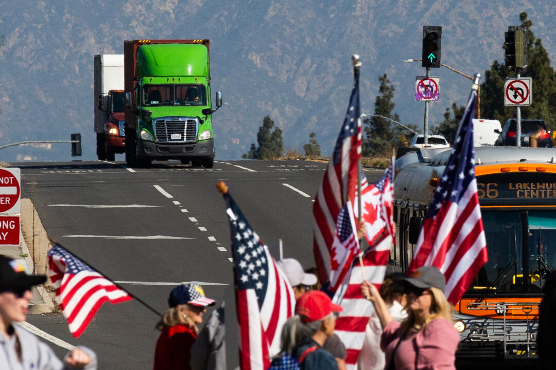 Freedom Convoy USA Abandons Northern Route, Urges Truckers to Join Main Convoy