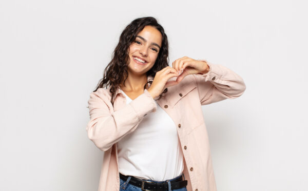 Pretty,Young,Woman,Smiling,And,Feeling,Happy,,Cute,,Romantic,And