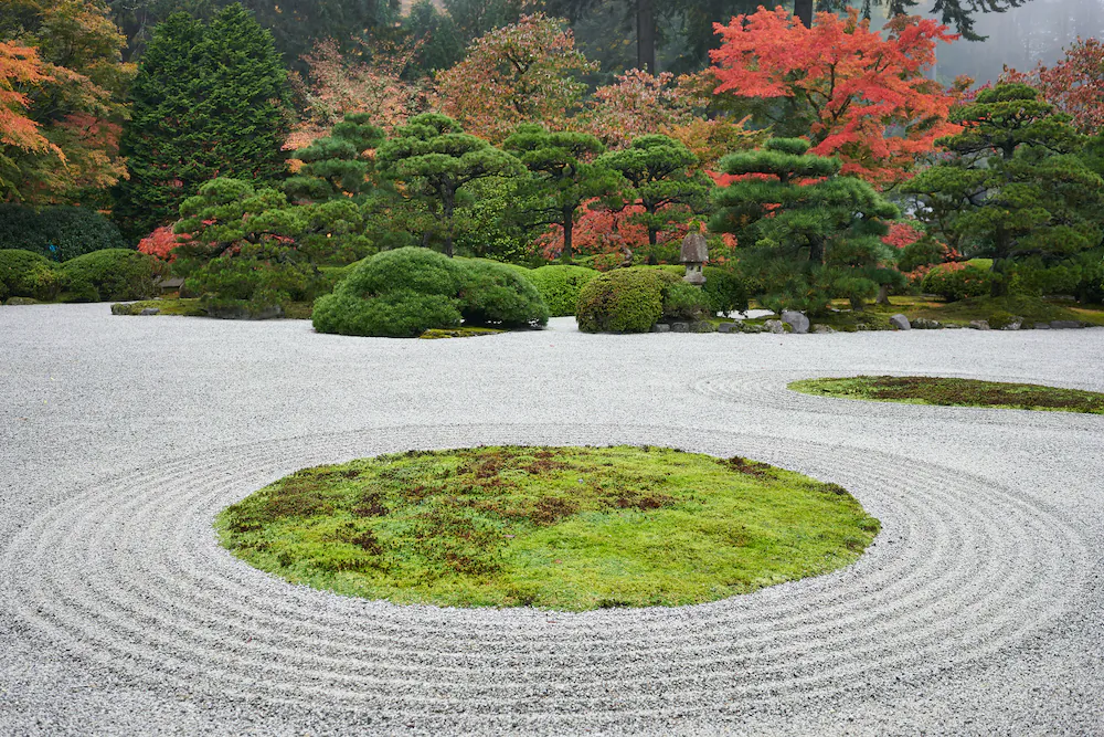 Portland Japanese Garden in fall. (Tada Images/Shutterstock)