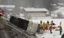 43 Injured as Tourist Bus Veers Off Road in Bavaria