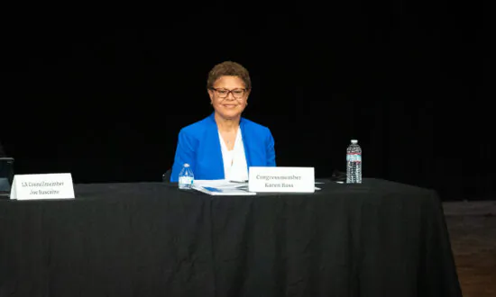 Karen Bass Endorsed by Sen. Elizabeth Warren and LA Labor Union