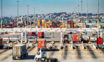 Fossil Fuel Fee for Trucks Begins at Los Angeles Ports