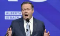 Alberta to Ban Municipalities From Imposing Their Own COVID-19 Restrictions