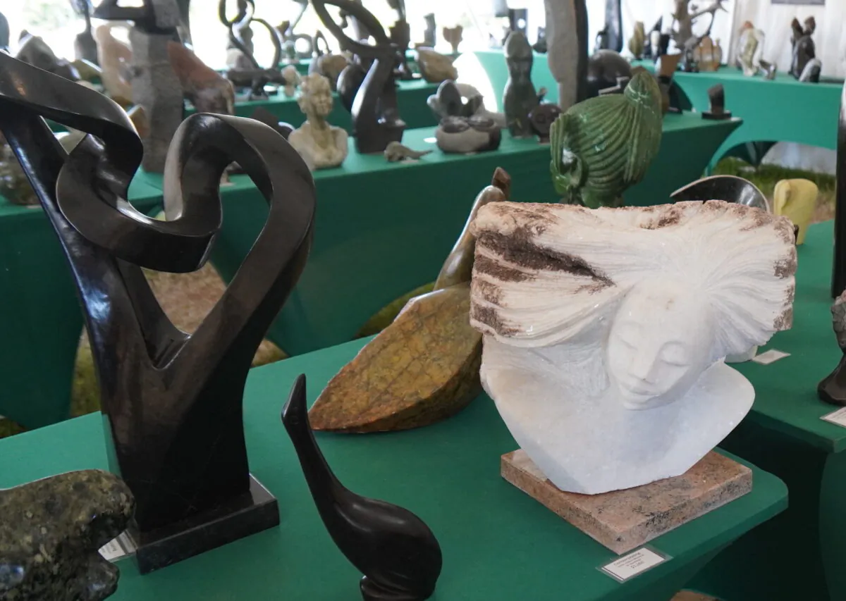 ZimSculpt, an exhibition of  Zimbabwean stone sculpture is at the Peace River Botanical Gardens in Punta Gorda, Fla. Feb. 24, 2022 (Jann Falkenstern/The Epoch Times)