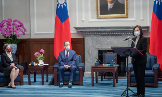 Differences and Similarities Between Russia-Ukraine and China-Taiwan Crises