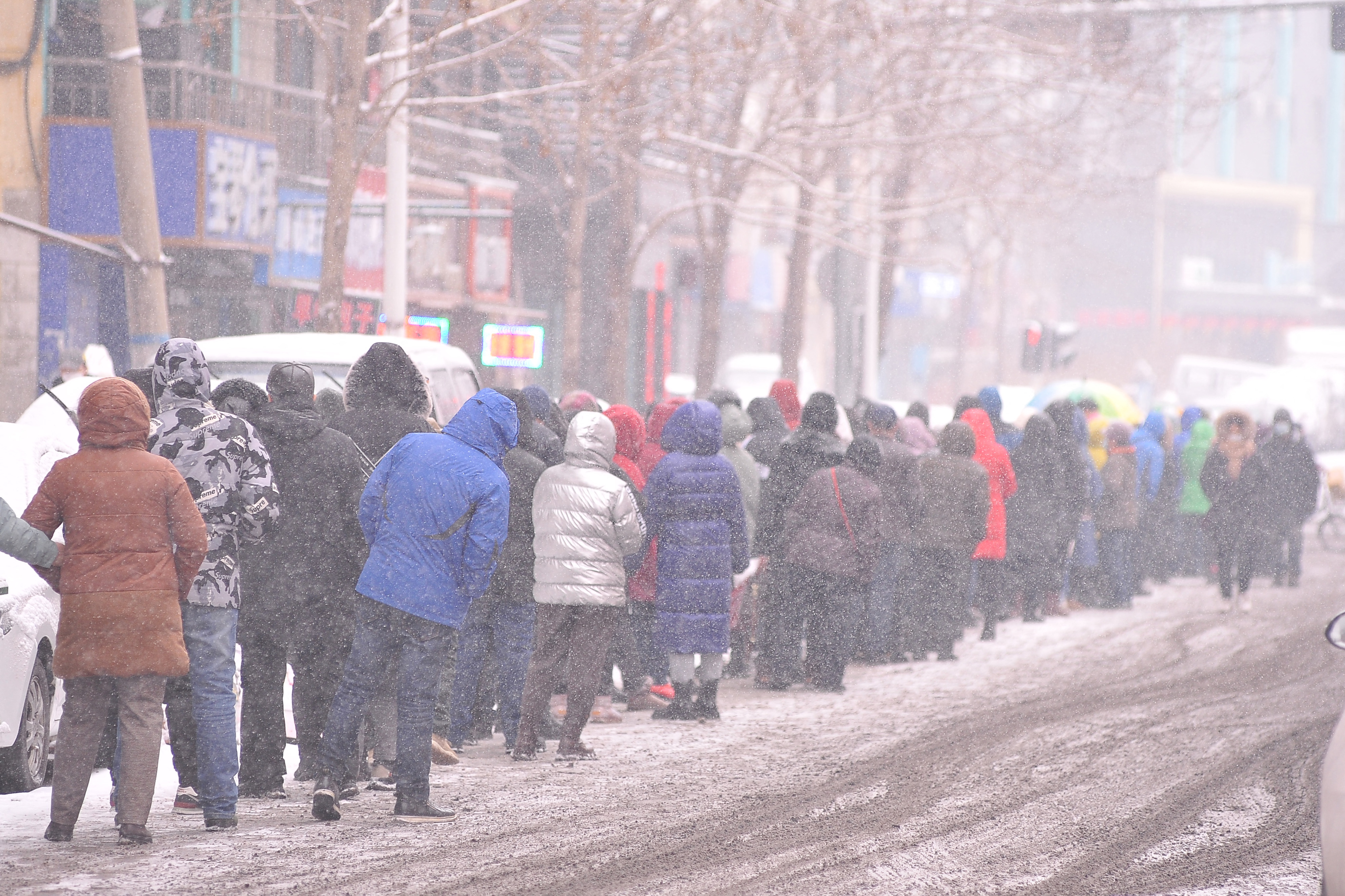 China Mandates COVID-Zero Policy, Shenzhen People Desperate for Food - Vimarsana News