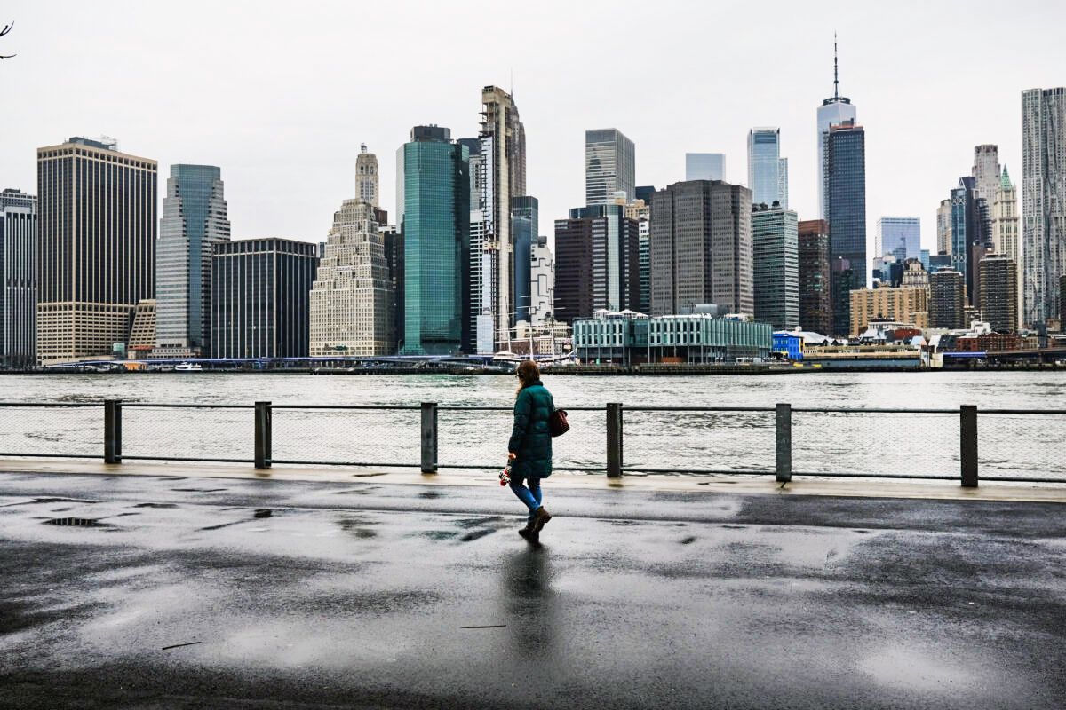Only 8 Percent of Manhattan Office Employees Are Back in the Workplace Full Time: Study - Vimarsana News