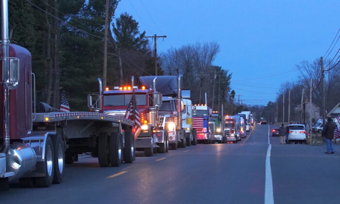 A truck convoy bound for the Washington, DC, region, moving through Hagerstown, Md., on March 4, 2022. (Enrico Trigoso/The Epoch Times)