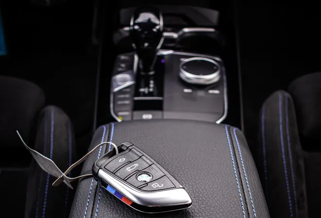 Buying a vehicle online allows you to go beyond what is available locally to find the exact one you want at a great price. (Dennis Durne/Shutterstock)