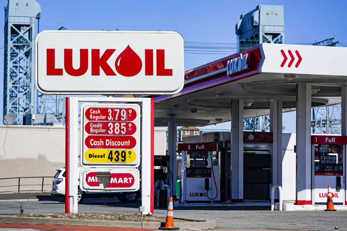A Lukoil gas station sits in Newark, N.J., on March 3, 2022. (Seth Wenig/AP Photo)